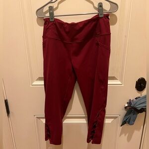 Victoria’s Secret Sport 3/4 length  dark red leggings